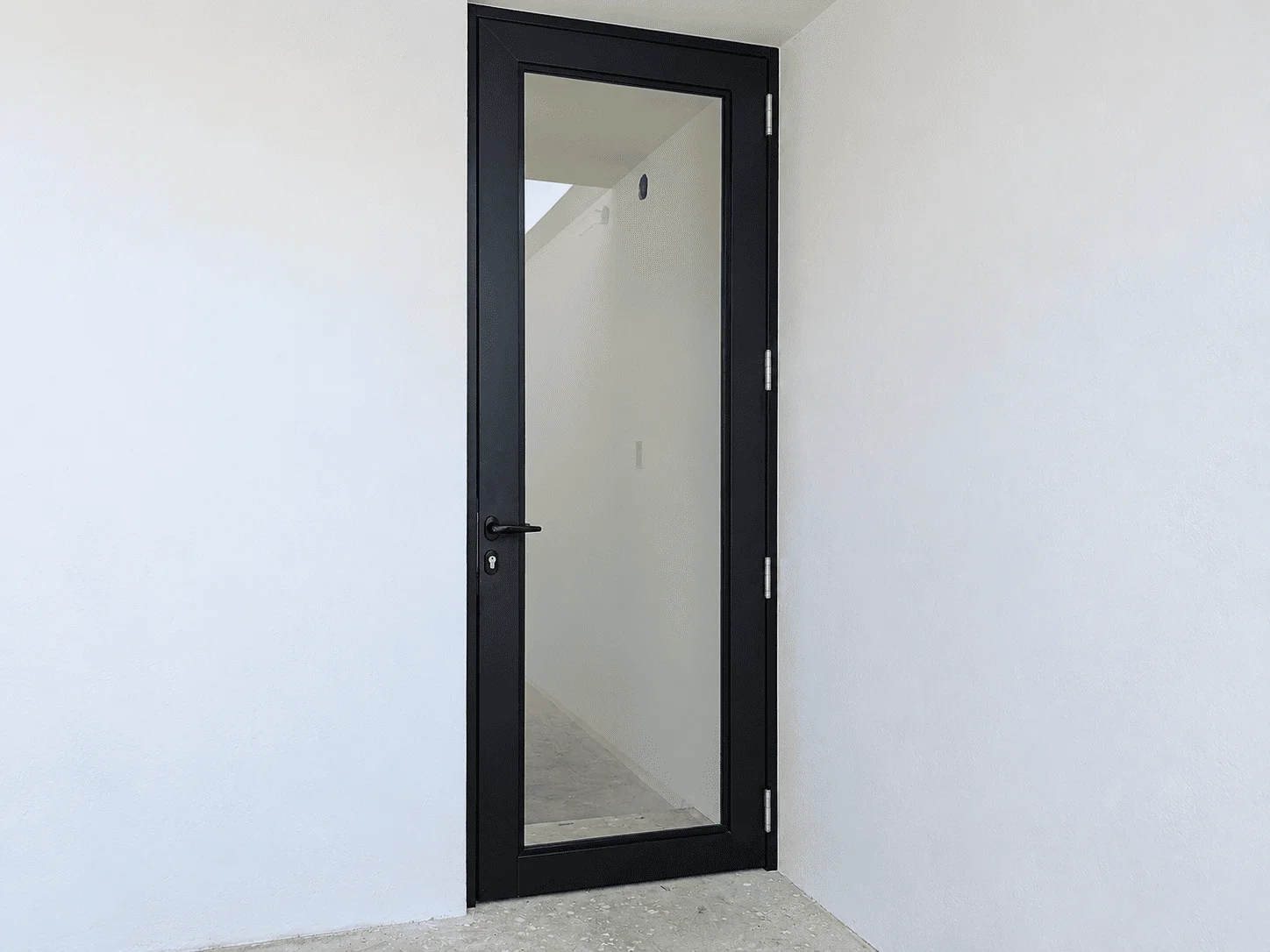 Puerta de Aluminio y Vidrio - Puertas y Cerramientos - JC ILO