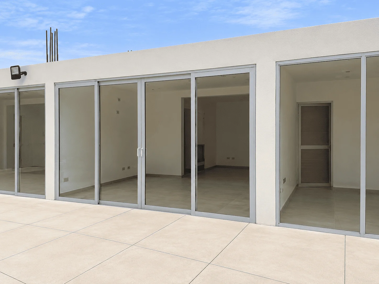 Puertas y Cerramientos