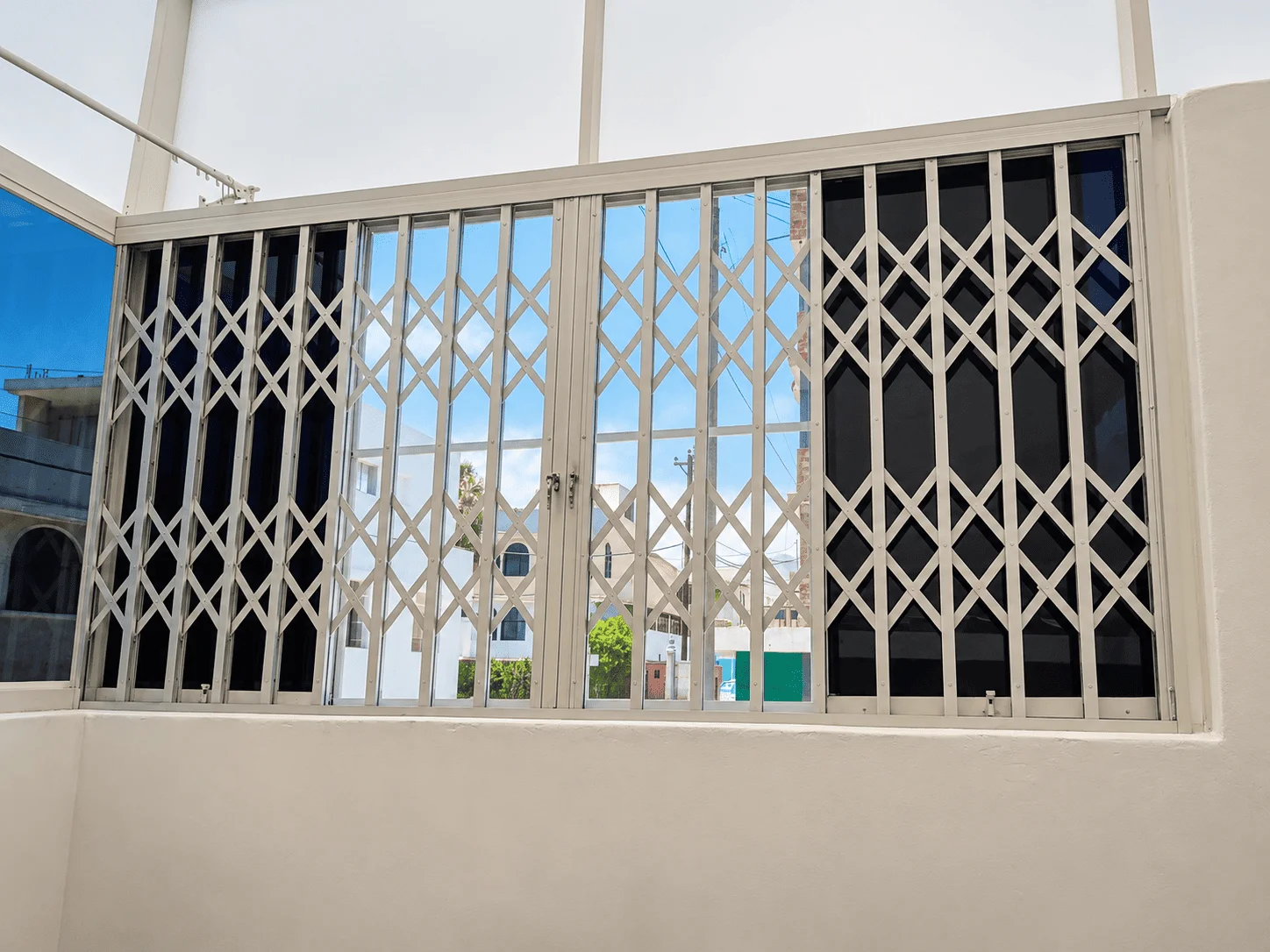 Reja de Aluminio - Puertas y Cerramientos - JC ILO